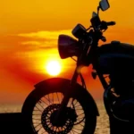 紅葉の季節にぴったり！バイク排気装置の特注製作事例